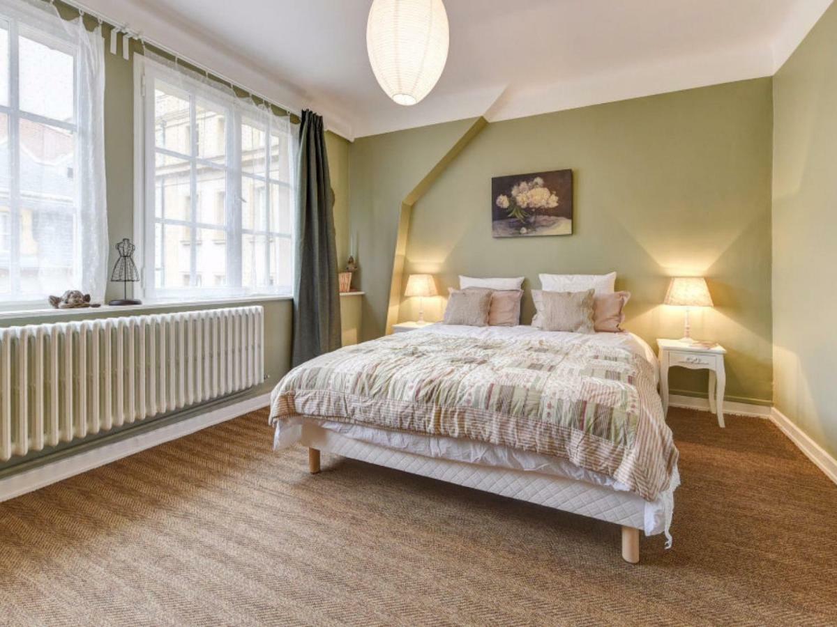 H-Bnb - Les Meubles Du 1 Bed & Breakfast Мец Стая снимка