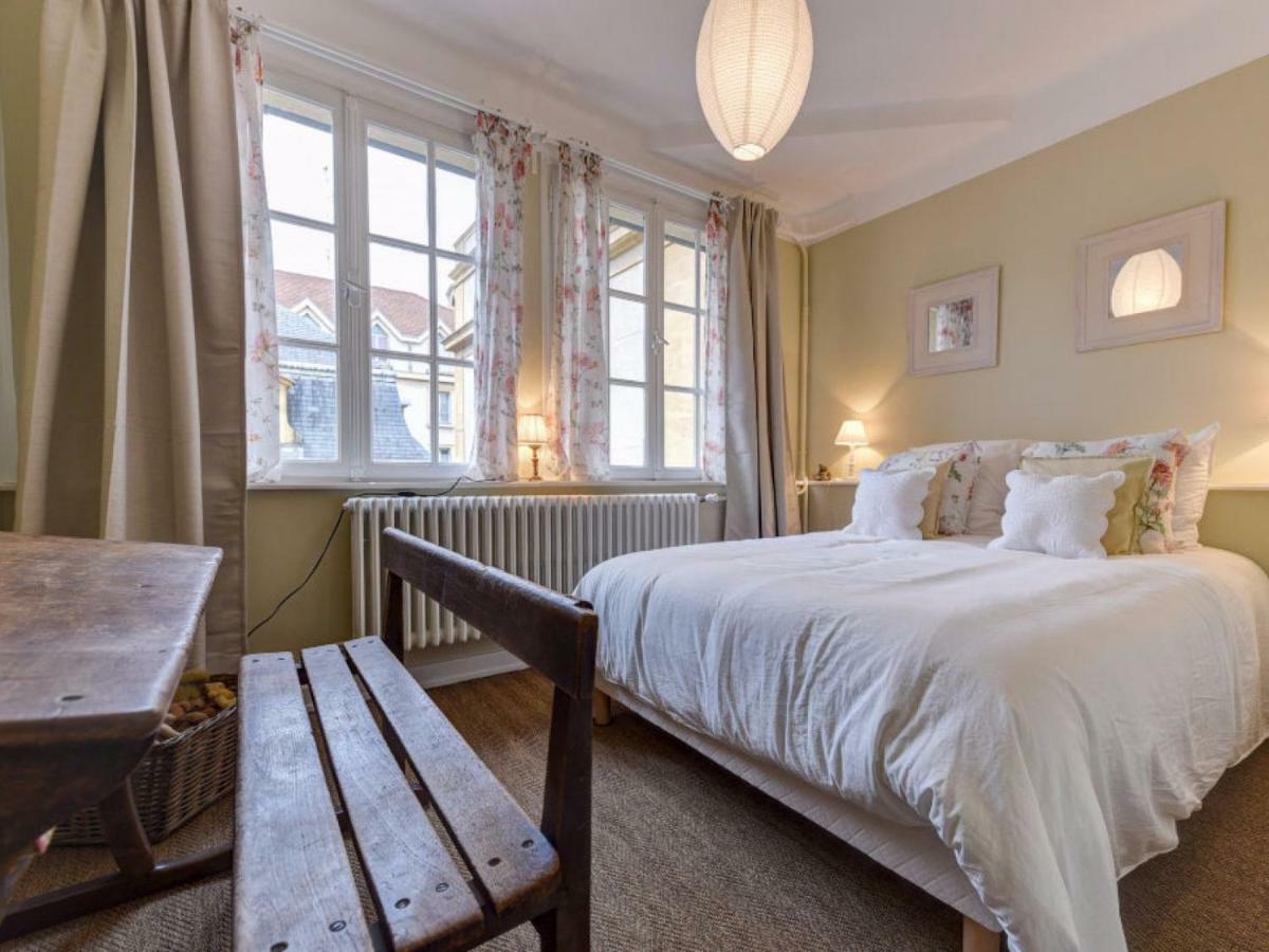 H-Bnb - Les Meubles Du 1 Bed & Breakfast Мец Стая снимка