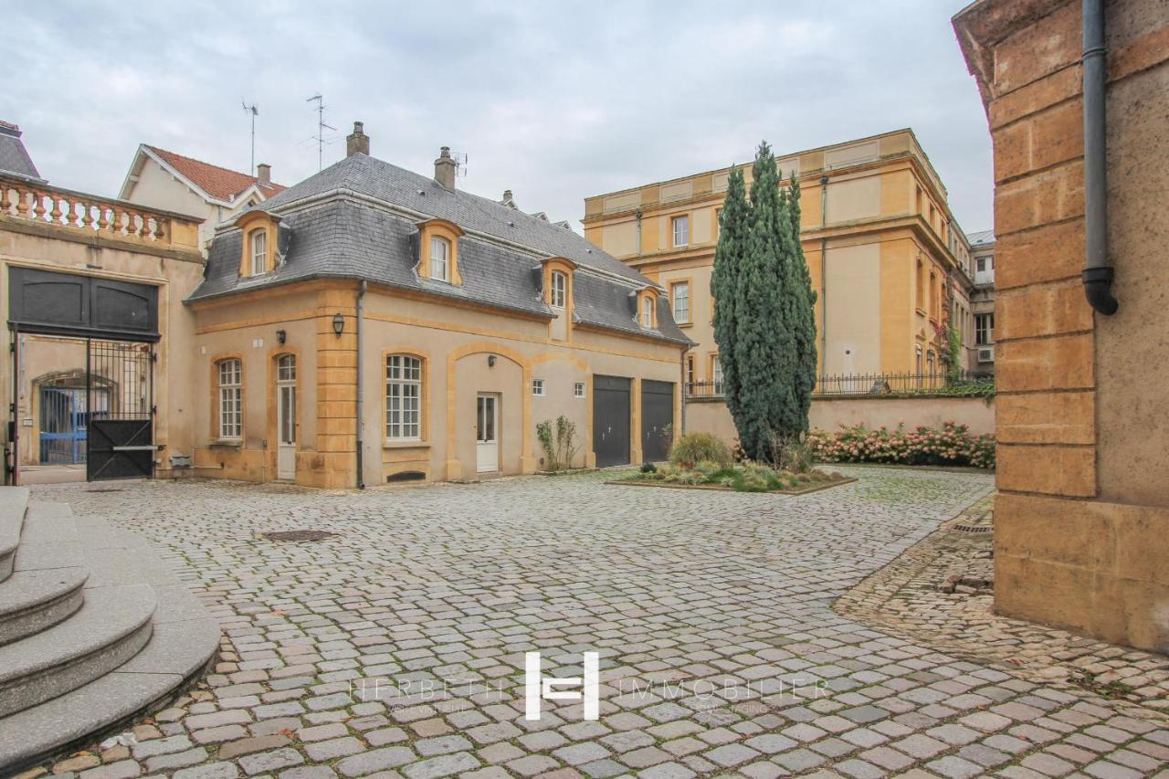 H-Bnb - Les Meubles Du 1 Bed & Breakfast Мец Екстериор снимка